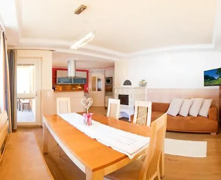فندق Brunnenhof 3*