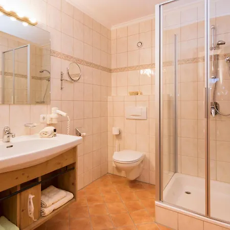 Brunnenhof 3* نيوستيف ام ستوبيتا