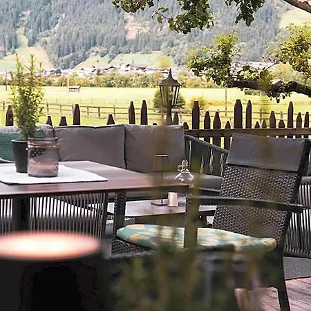 Hotel Brunnenhof 3*